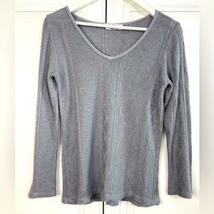 Via Vitale Women’s Sz  Medium Grey Sweater Made in Italy V Neck Shirt Top